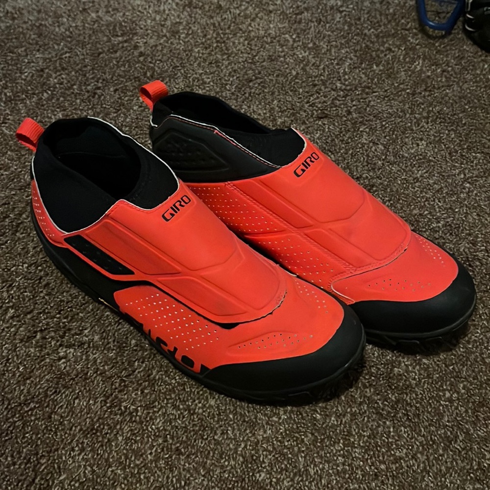 Giro clip in mountain biking shoes